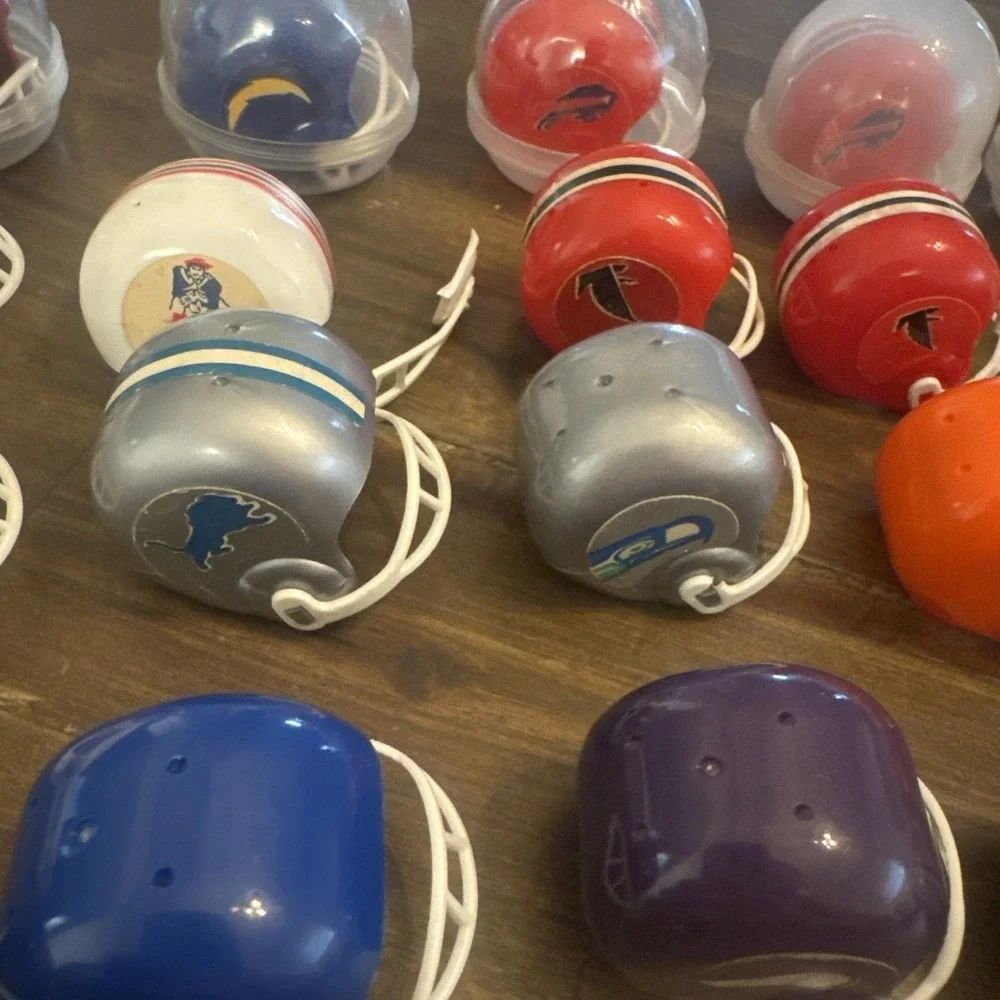 Vintage NFL mini‎ Helmets Lot Of 27